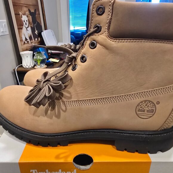 Men's Timberland Premium 6 Waterproof BOOTS Beige Nubuck TB0A2P6W Size 13 NEW - Picture 2 of 13